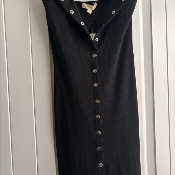 Black Button-Down Midi Dress - Picture 2 of 11
